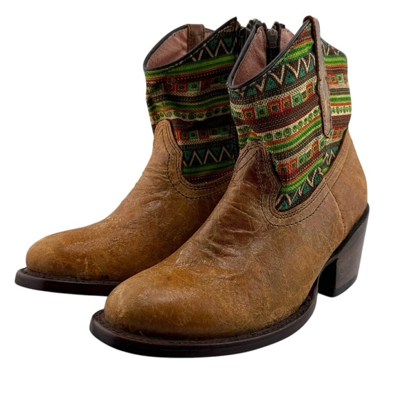 NWOT Vaccari CowboyWestern Aztec Leather Boots Women’s Sz 5.5 - Picture 1 of 11